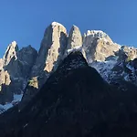 The Bijoux - Dolomites Lägenhet Agordo